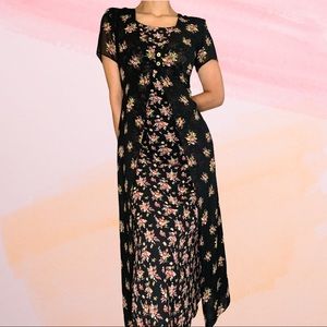 Vintage 90s short sleeved floral Maxi grunge dress